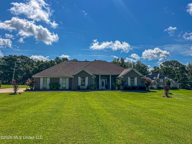 1930 Suzanna Drive, Raymond, MS 39154