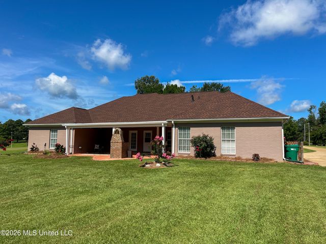 1930 Suzanna Drive, Raymond, MS 39154