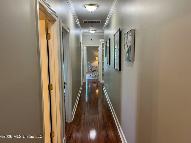 1930 Suzanna Drive, Raymond, MS 39154