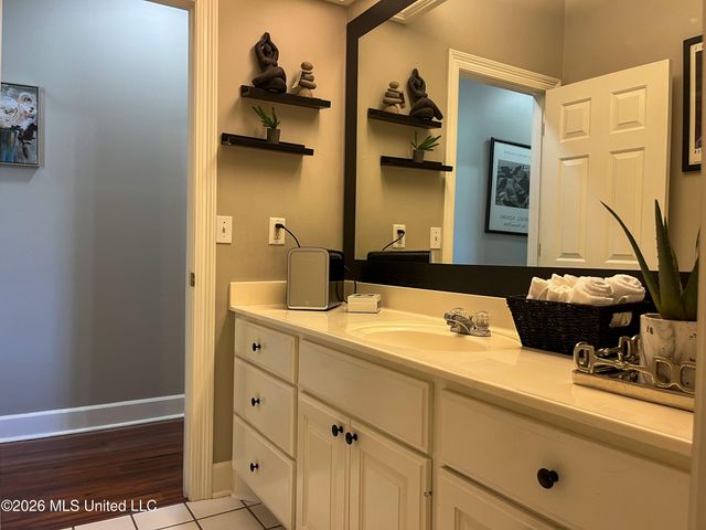 1930 Suzanna Drive, Raymond, MS 39154
