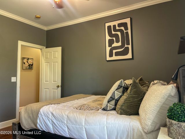 1930 Suzanna Drive, Raymond, MS 39154