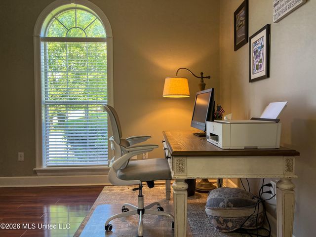 1930 Suzanna Drive, Raymond, MS 39154