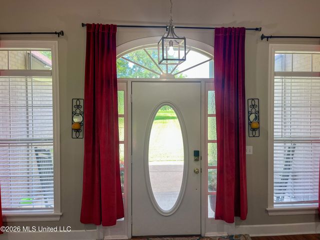 1930 Suzanna Drive, Raymond, MS 39154