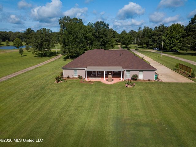 1930 Suzanna Drive, Raymond, MS 39154