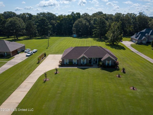 1930 Suzanna Drive, Raymond, MS 39154