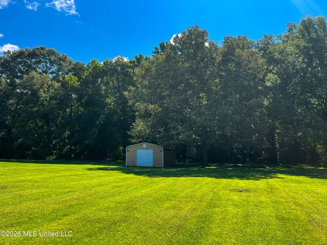 1930 Suzanna Drive, Raymond, MS 39154