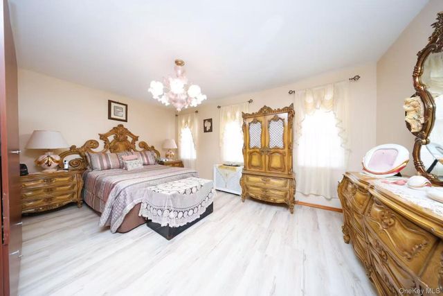 8743 Union Turnpike, Glendale, NY 11385