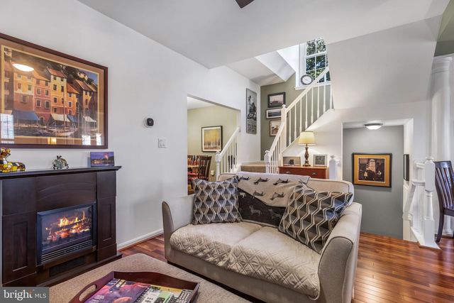 6202 LITTLETHORPE, Alexandria, VA 22315