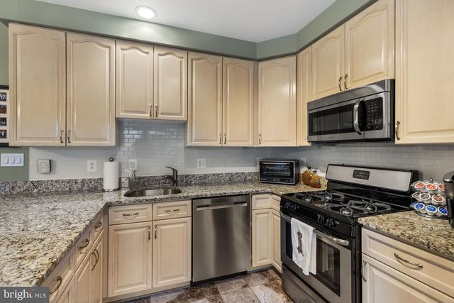 6202 LITTLETHORPE, Alexandria, VA 22315