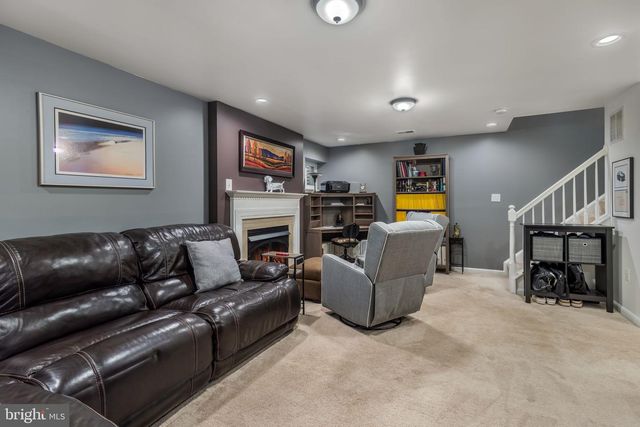 6202 LITTLETHORPE, Alexandria, VA 22315