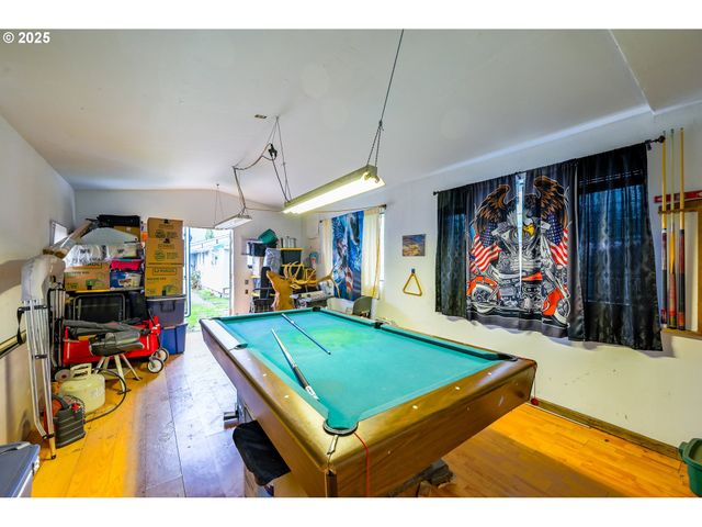 416 GLEN Ave, Sutherlin, OR 97479