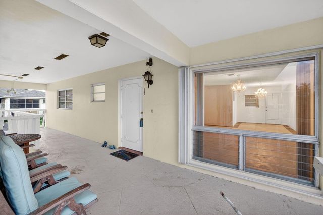 2755 NE 28th Avenue E2, Lighthouse Point, FL 33064