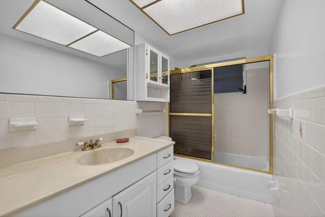 2755 NE 28th Avenue E2, Lighthouse Point, FL 33064