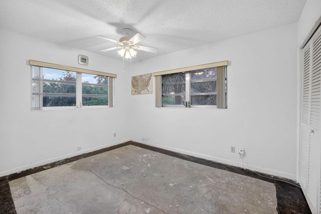 2755 NE 28th Avenue E2, Lighthouse Point, FL 33064