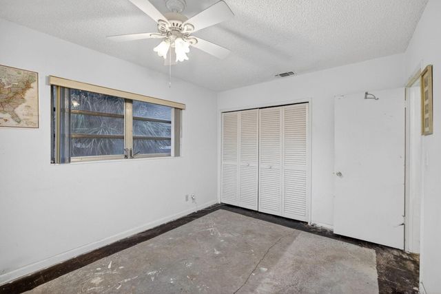 2755 NE 28th Avenue E2, Lighthouse Point, FL 33064