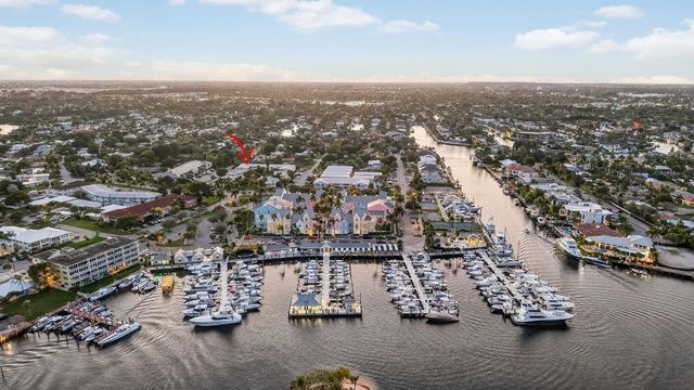 2755 NE 28th Avenue E2, Lighthouse Point, FL 33064