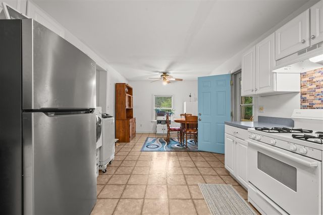 52653 Lakeview Drive, Dowagiac, MI 49047
