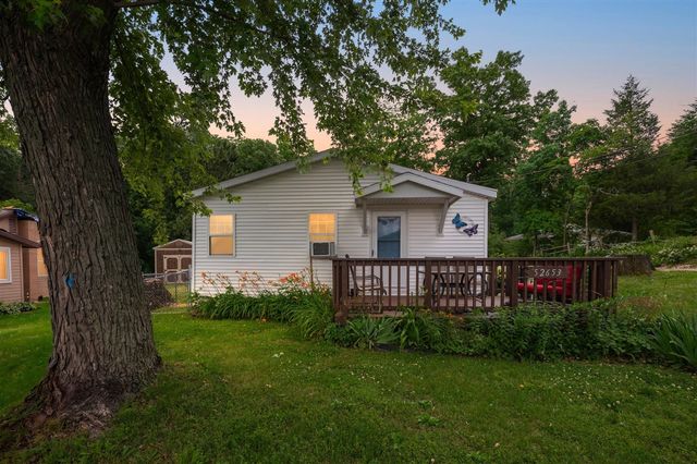 52653 Lakeview Drive, Dowagiac, MI 49047