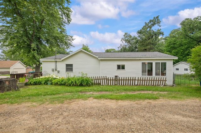 52653 Lakeview Drive, Dowagiac, MI 49047