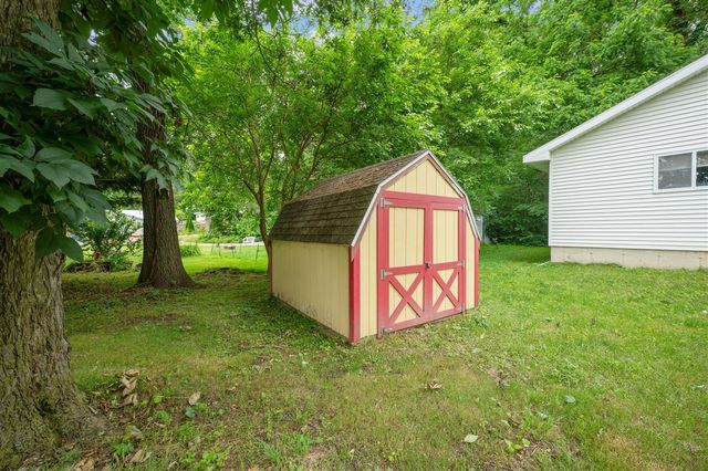 52653 Lakeview Drive, Dowagiac, MI 49047