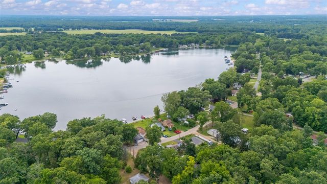 52653 Lakeview Drive, Dowagiac, MI 49047