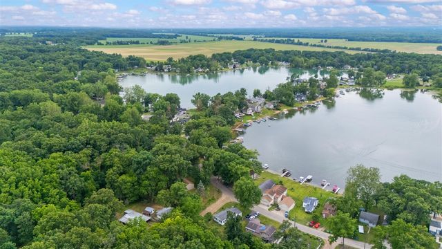52653 Lakeview Drive, Dowagiac, MI 49047