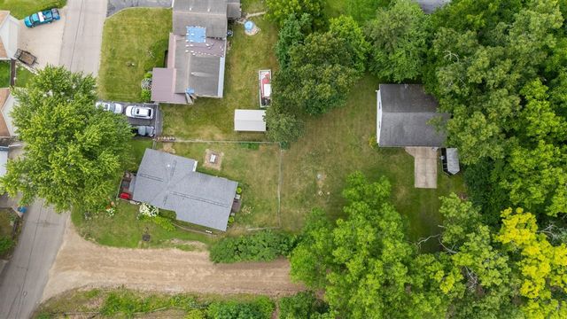 52653 Lakeview Drive, Dowagiac, MI 49047
