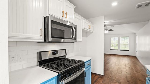 229 Evermore Lane, Yukon, OK 73099