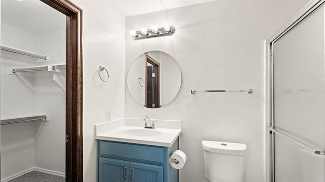 229 Evermore Lane, Yukon, OK 73099