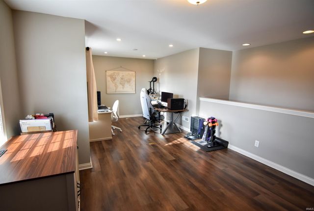 2730 Aruba Court, Evansville, IN 47725