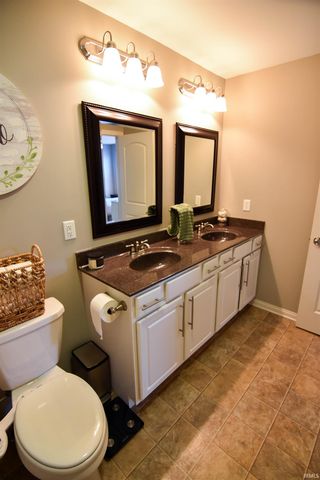 2730 Aruba Court, Evansville, IN 47725