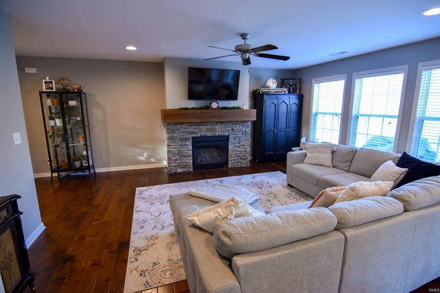 2730 Aruba Court, Evansville, IN 47725