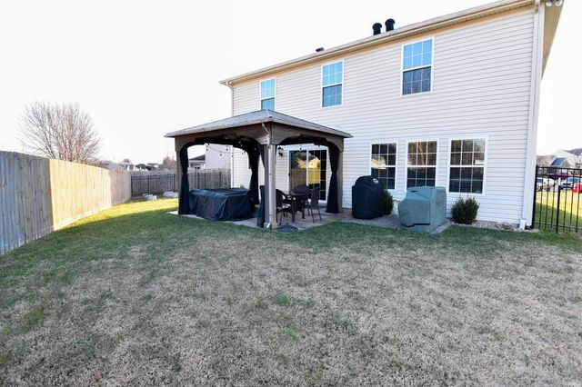 2730 Aruba Court, Evansville, IN 47725