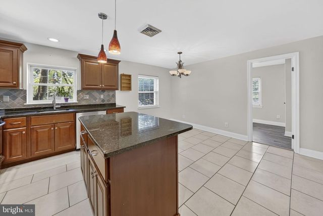66 BIRCHWOOD KNOLL, Lawrence Township, NJ 08648