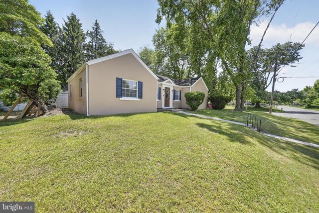 66 BIRCHWOOD KNOLL, Lawrence Township, NJ 08648