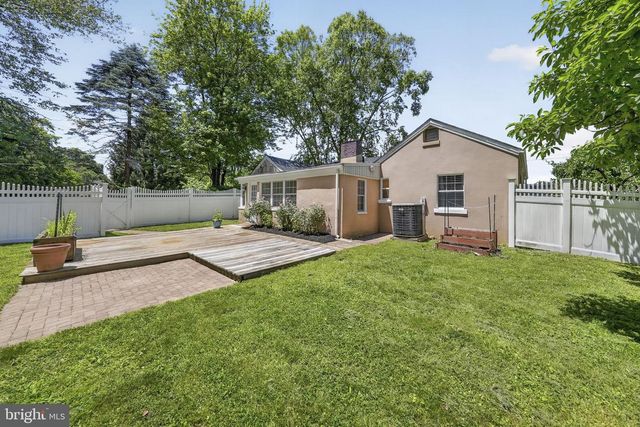 66 BIRCHWOOD KNOLL, Lawrence Township, NJ 08648