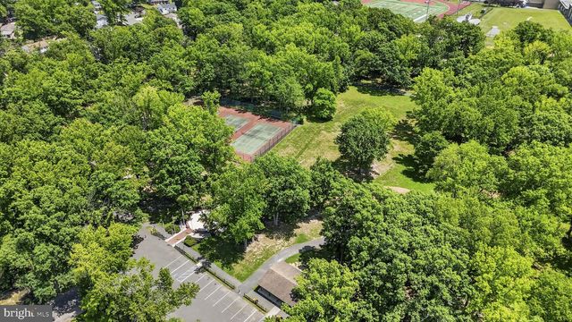 66 BIRCHWOOD KNOLL, Lawrence Township, NJ 08648