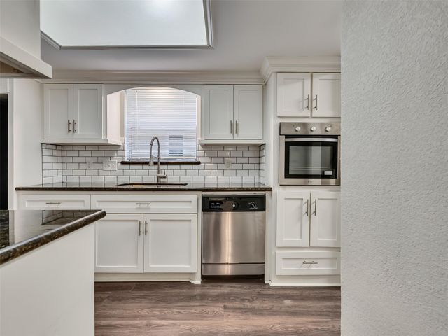 2030 Lone Rock Drive, Houston, TX 77339