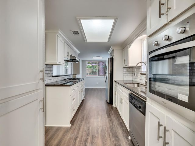 2030 Lone Rock Drive, Houston, TX 77339