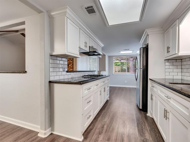 2030 Lone Rock Drive, Houston, TX 77339