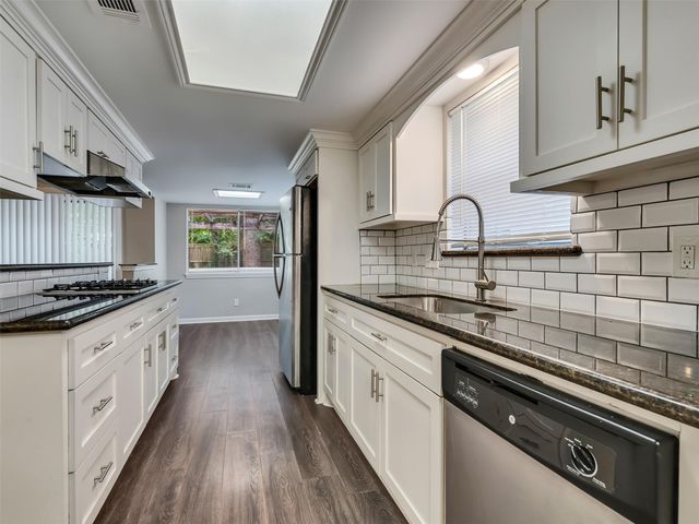 2030 Lone Rock Drive, Houston, TX 77339