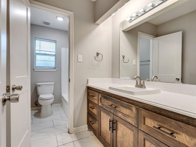 2030 Lone Rock Drive, Houston, TX 77339