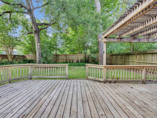 2030 Lone Rock Drive, Houston, TX 77339