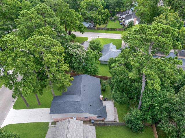 2030 Lone Rock Drive, Houston, TX 77339