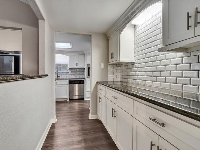 2030 Lone Rock Drive, Houston, TX 77339