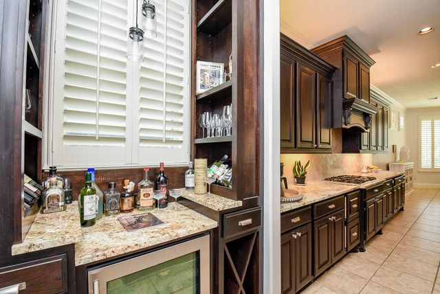 34130 Mill Creek Way, Pinehurst, TX 77362