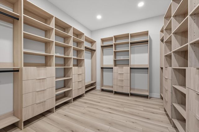 827 N Lake Avenue, Delray Beach, FL 33483