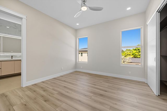 827 N Lake Avenue, Delray Beach, FL 33483