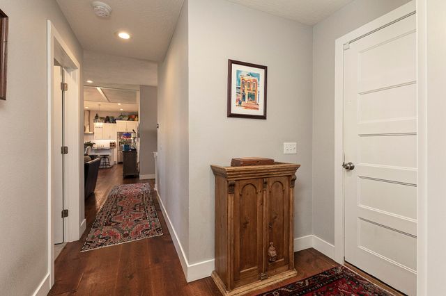 703 N Fox Hill Circle, Nixa, MO 65714