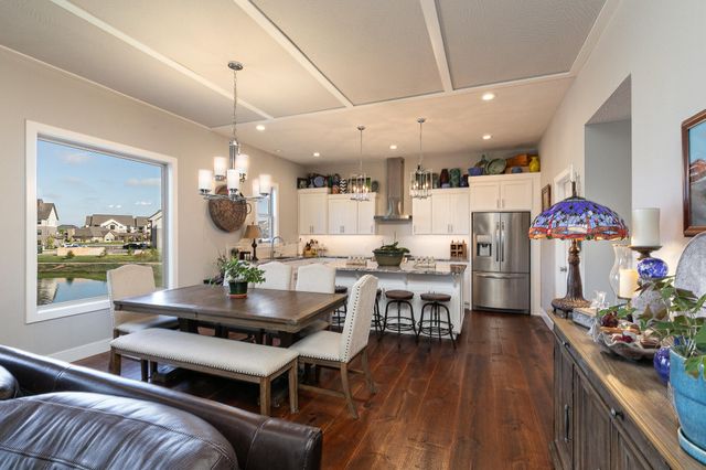 703 N Fox Hill Circle, Nixa, MO 65714